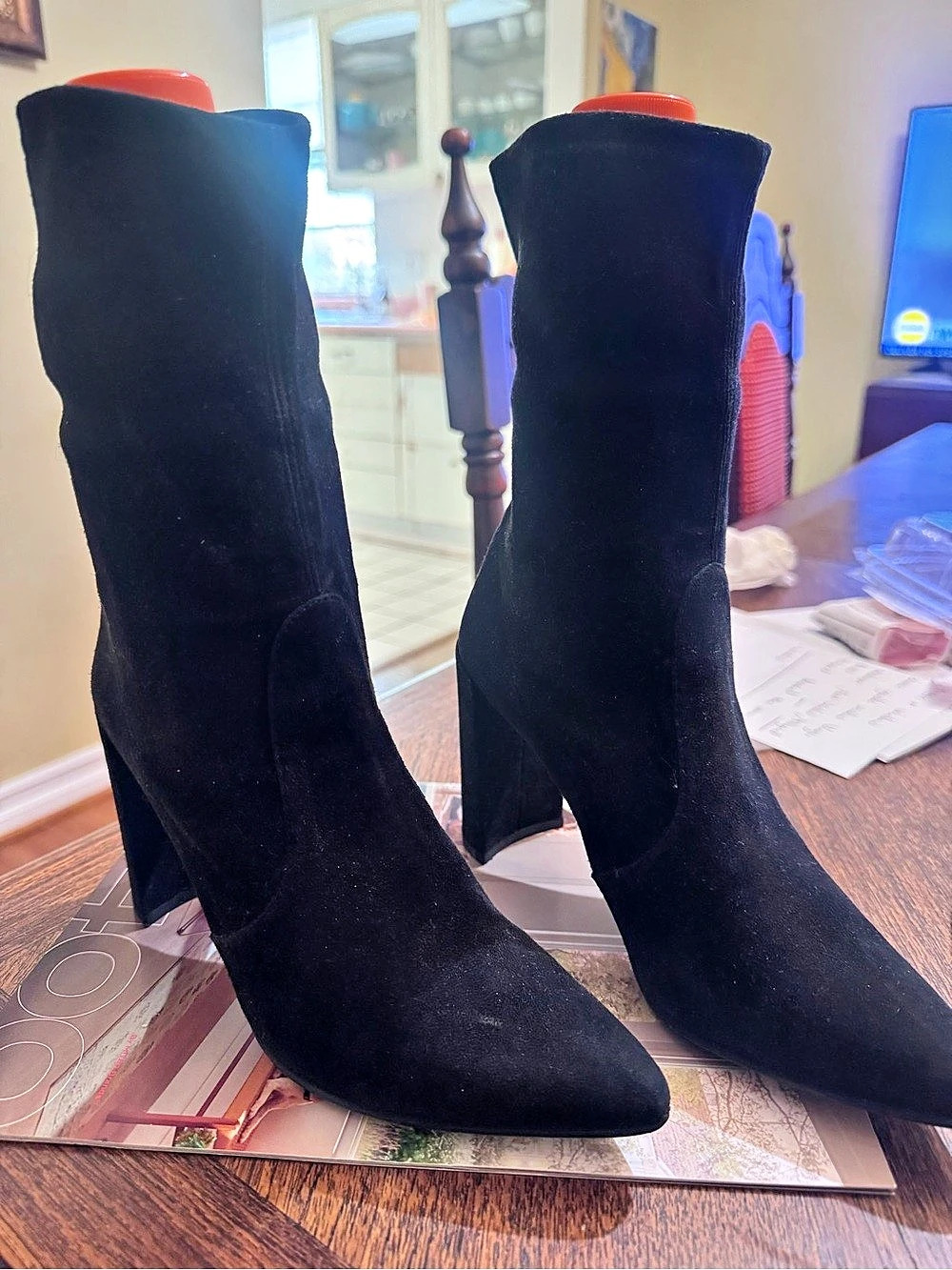 Stuart Weitzman Black Pointed-Toe Heeled Boots US 6.5